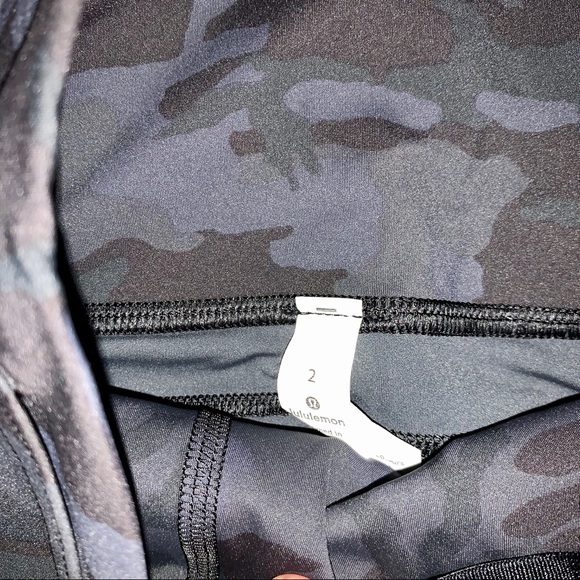 NWOT Lululemon Fast and Free Crop II 19" *Non-Refl - Picture 3 of 6